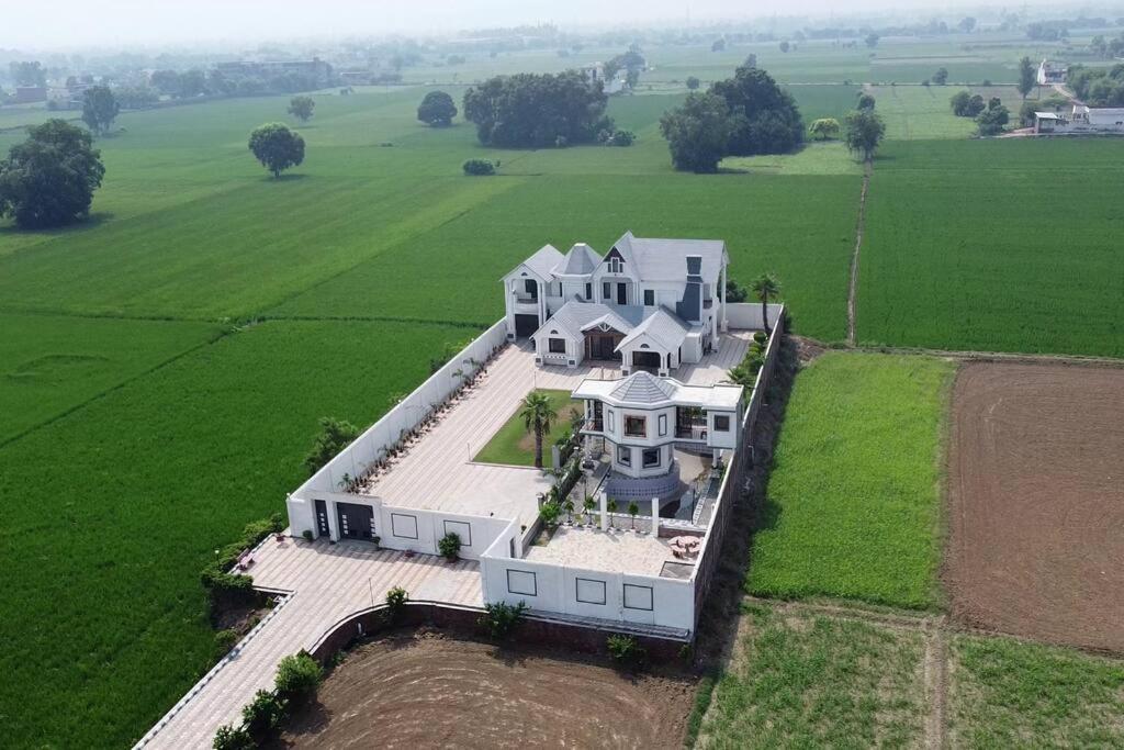 Gill Farm Stay Amritsar Eksteriør bilde